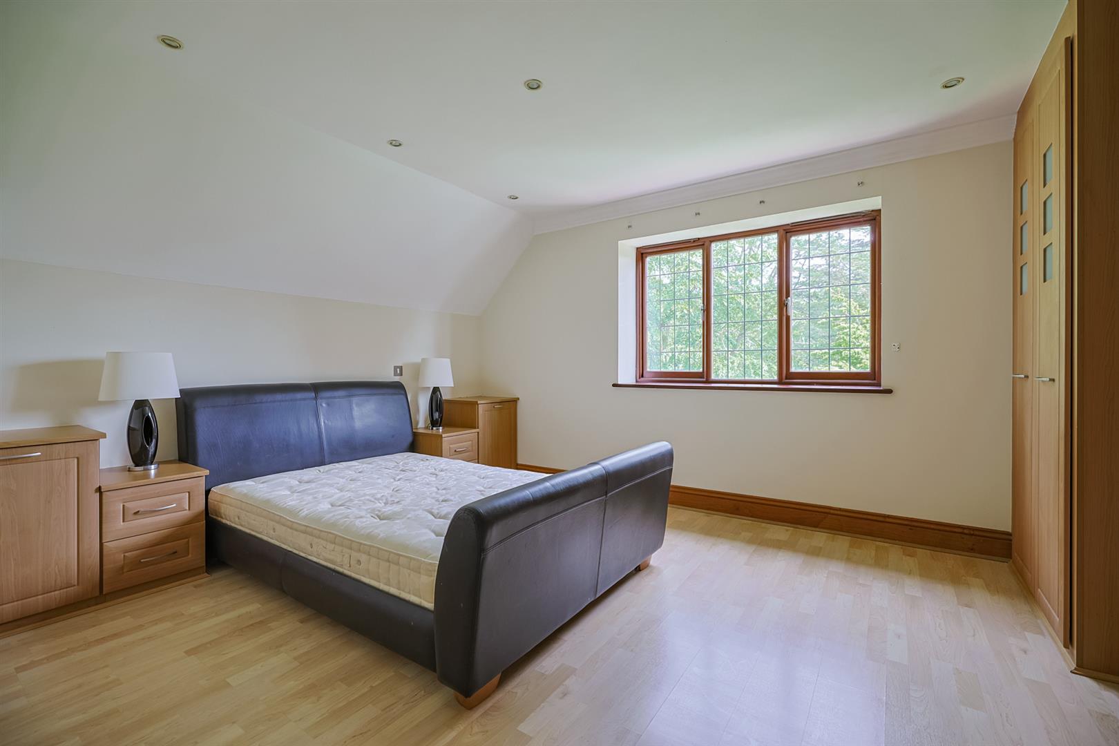 325 Gower Road, Killay, Swansea, SA2 7AE